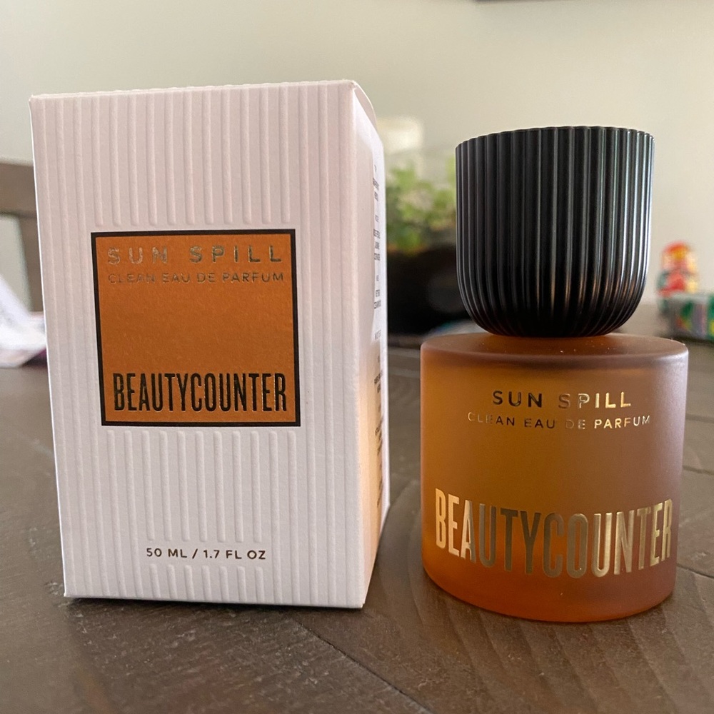 Beautycounter Sun Spill, full-size, like new